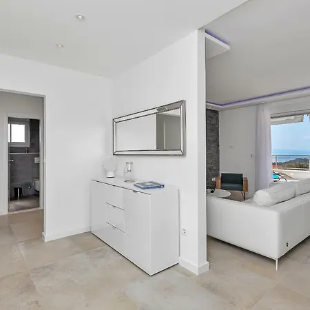 Penthouse Bella Vista Lägenhet