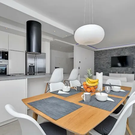 Penthouse Bella Vista Lägenhet *